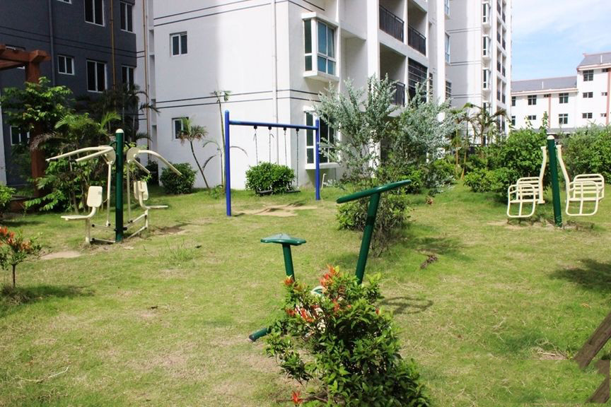 小区健身设备实景图.jpg